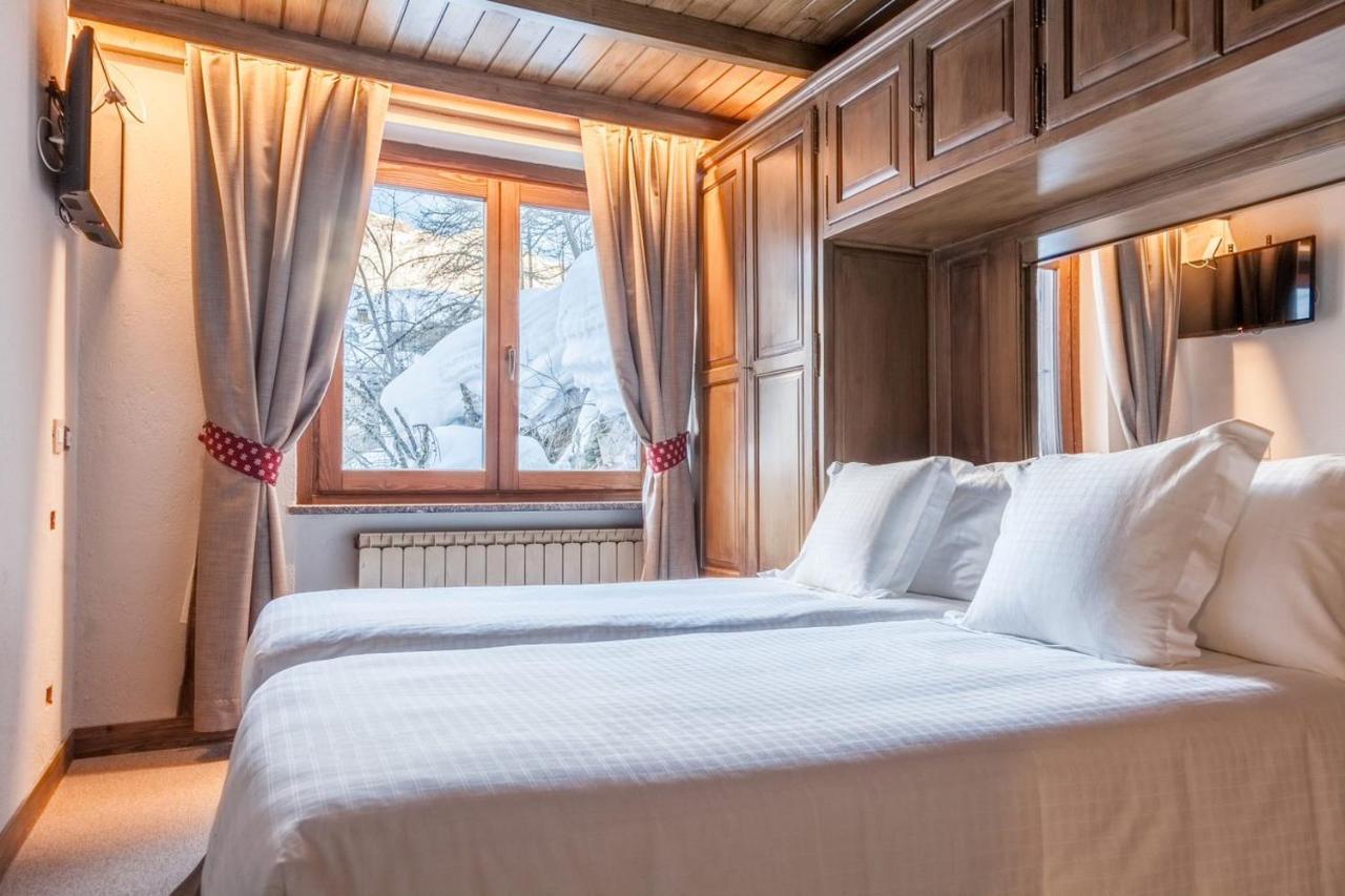 Hotel Breithorn Breuil-Cervinia Exterior photo